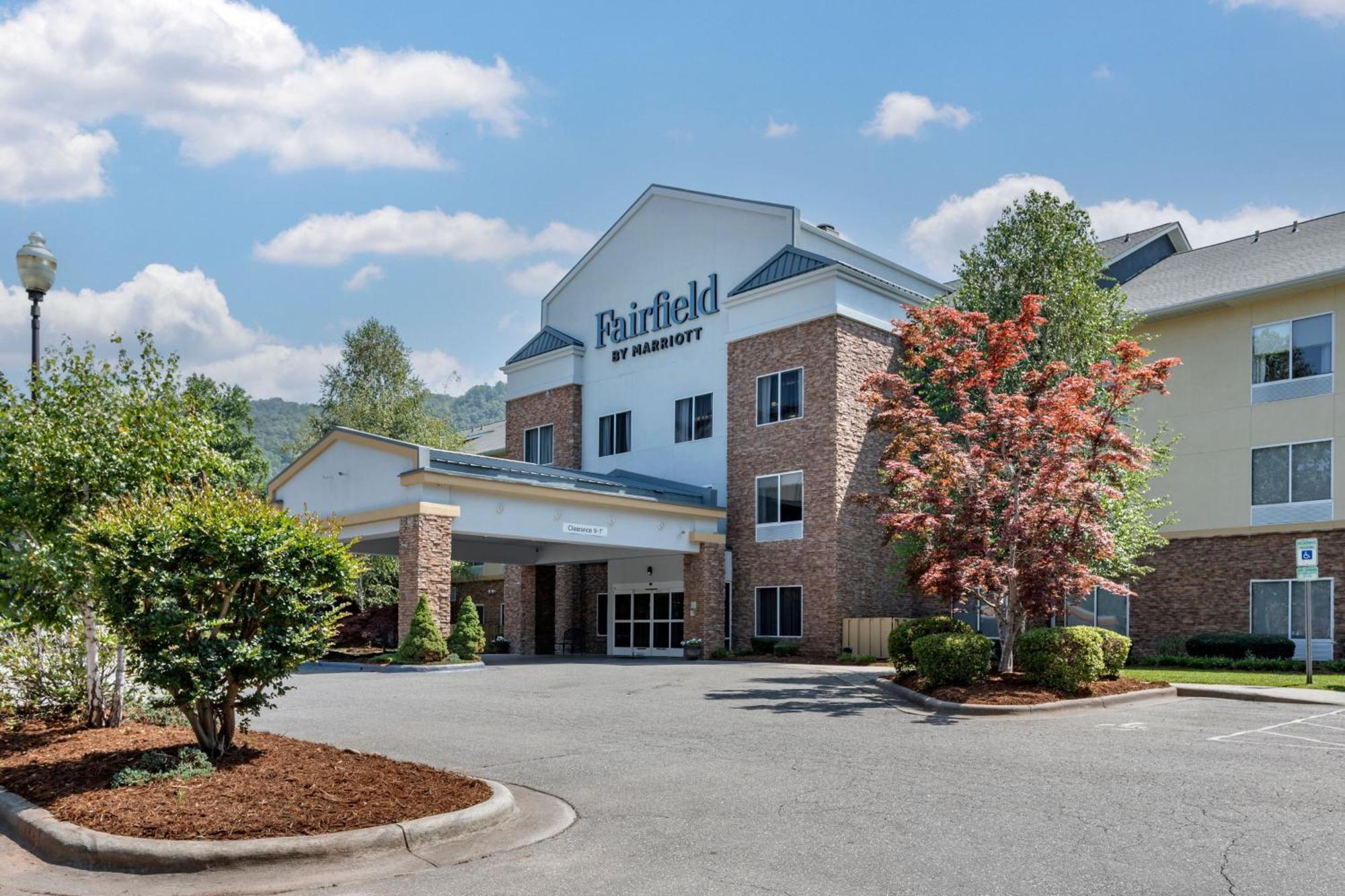 Fairfield Inn & Suites Cherokee Esterno foto